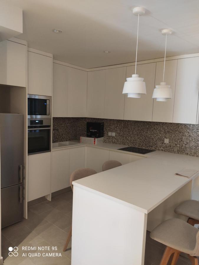 Pink Rose Luxury And Comfort Apartment At The Centre Of Preveza Bagian luar foto